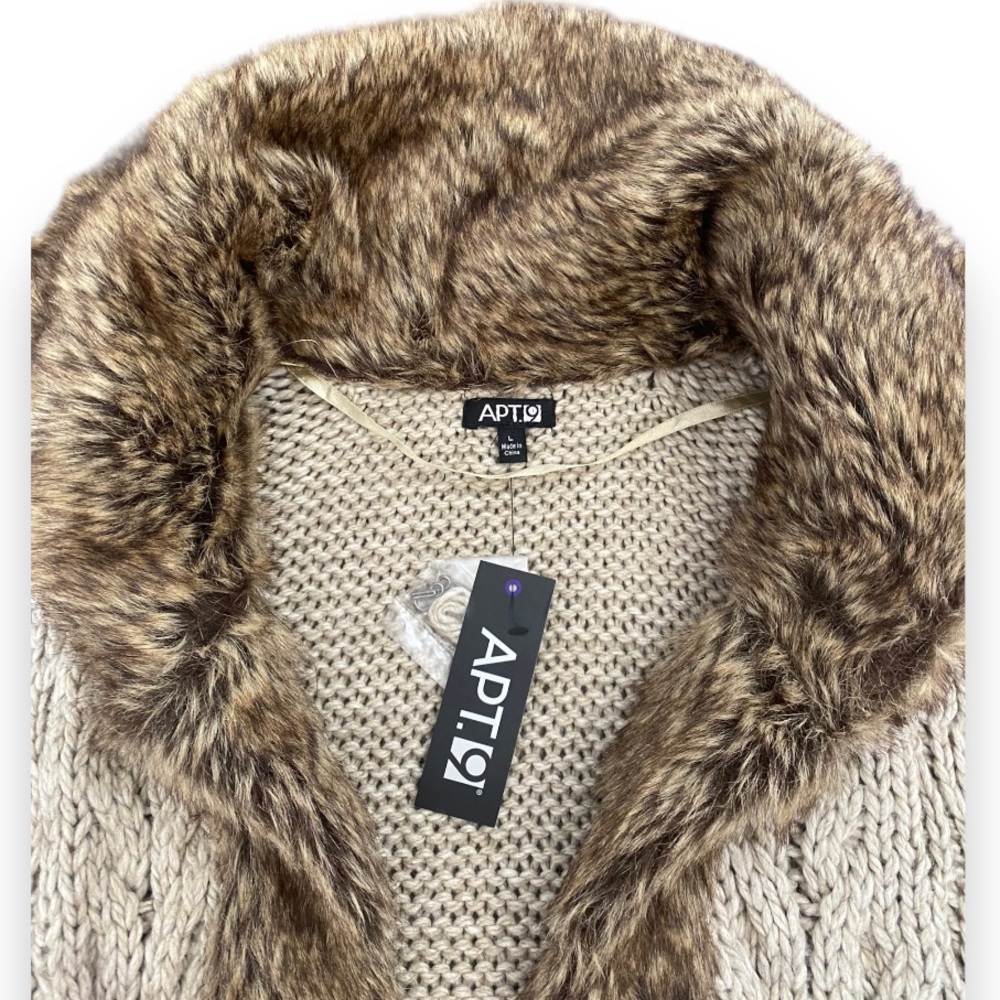 APT. 9 Faux Fur Short Sleeve Women’s Wool Blend Cardigan Sweater - Picture 6 of 6